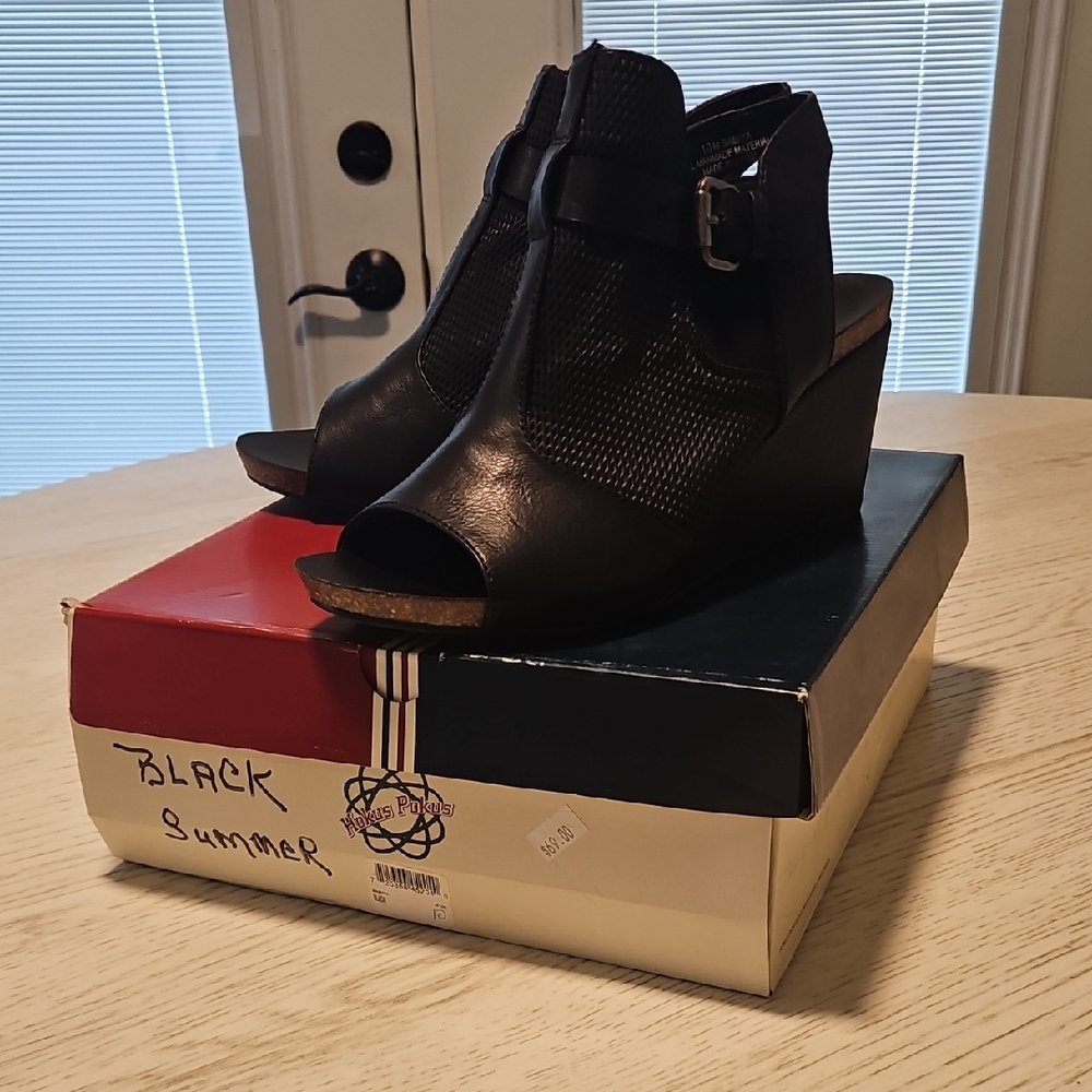 Hokus Pokys Black Summer Women's Wedge Sandals Sz 10